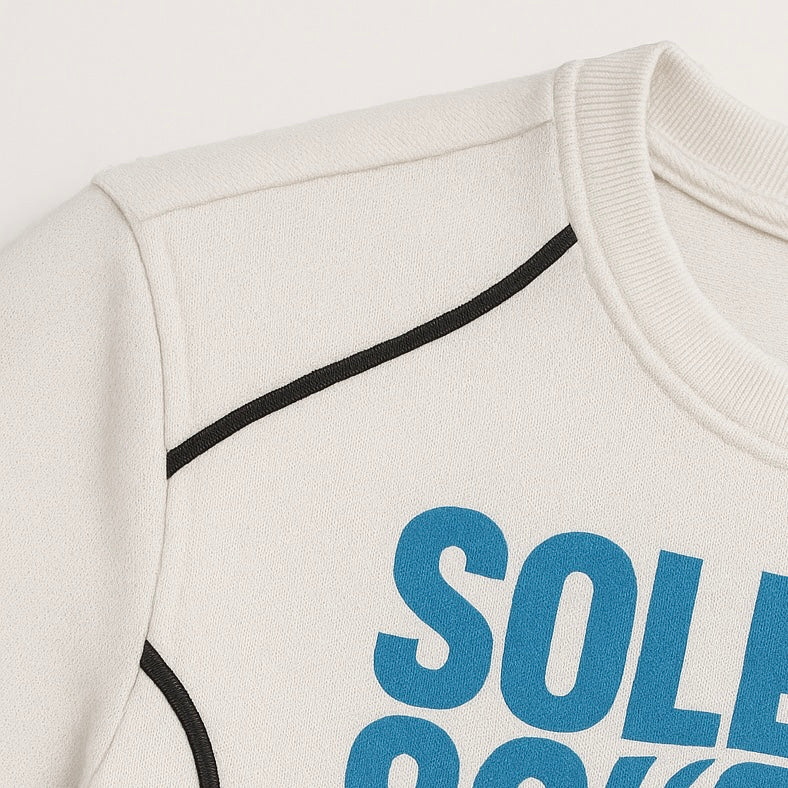 Soleste™ White Oversized Street Tee – Blue Warped Graphic Cotton Shirt
